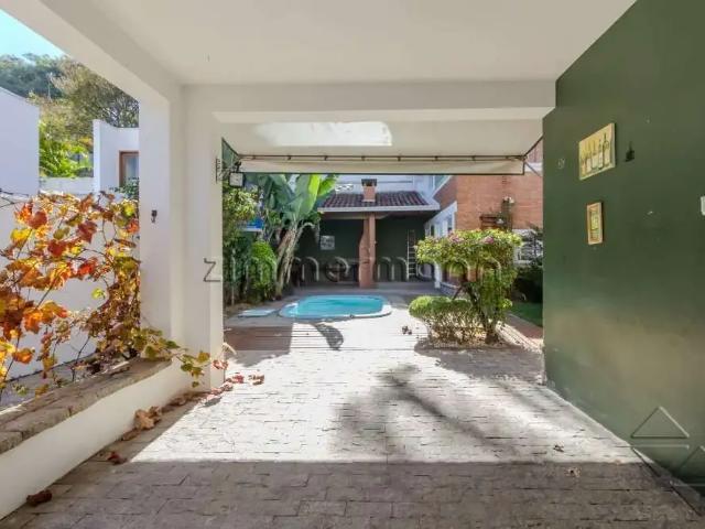 Casa / Sobrado para Venda em São Paulo/SP Sumaré 4 Quartos