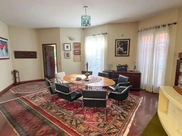 Casa / Sobrado para Venda em São Paulo/SP Sumaré 4 Quartos
