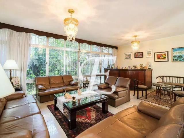Casa / Sobrado para Venda em São Paulo/SP Sumaré 4 Quartos