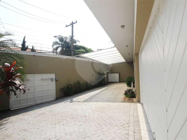 Casa / Sobrado para Venda em São Paulo/SP Sumaré 4 Quartos
