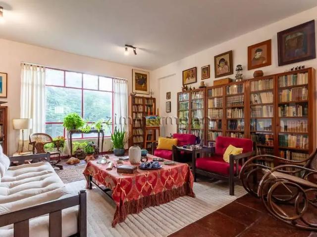 Casa / Sobrado para Venda em São Paulo/SP Sumaré 8 Quartos