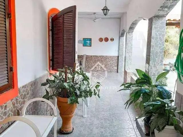 Casa / Sobrado para Venda em São Pedro da Aldeia/RJ São José 4 Quartos