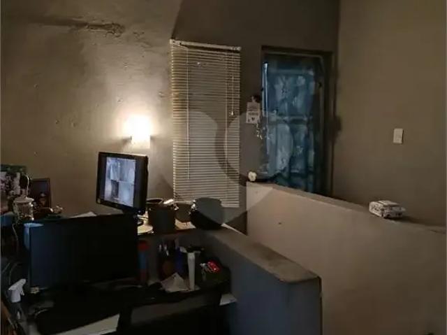 Casa / Sobrado para Venda em São Roque/SP Centro Mailasqui 3 Quartos
