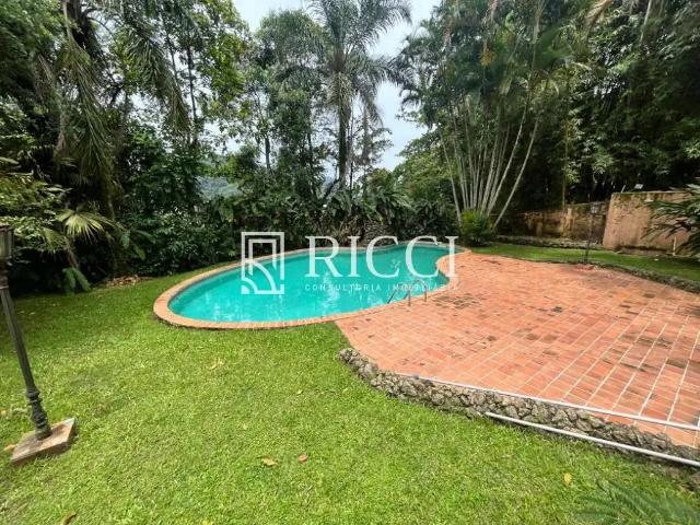 Casa / Sobrado para Venda em São Vicente/SP Morro dos Barbosas 5 Quartos