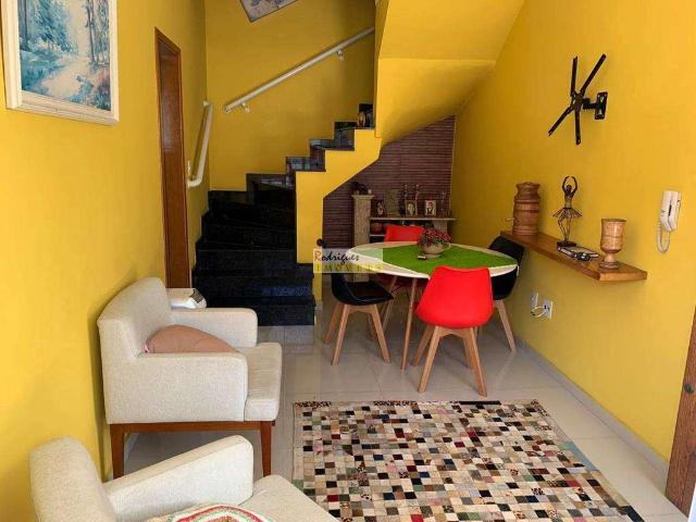 Casa / Sobrado para Venda em São Vicente/SP Catiapoa 3 Quartos