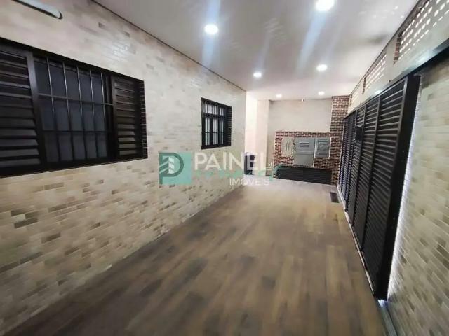Casa / Sobrado para Venda em São Vicente/SP Centro 5 Quartos