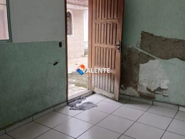 Casa / Sobrado para Venda em São Vicente/SP Centro 2 Quartos