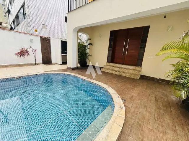Casa / Sobrado para Venda em São Vicente/SP Centro 3 Quartos