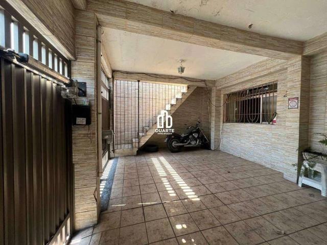 Casa / Sobrado para Venda em São Vicente/SP Centro 3 Quartos