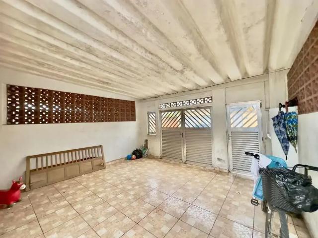 Casa / Sobrado para Venda em São Vicente/SP Esplanada dos Barreiros 3 Quartos