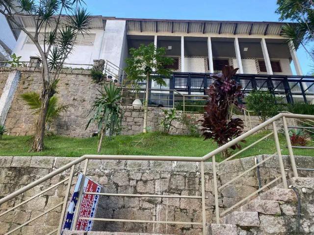Casa / Sobrado para Venda em São Vicente/SP Ilha Porchat 6 Quartos