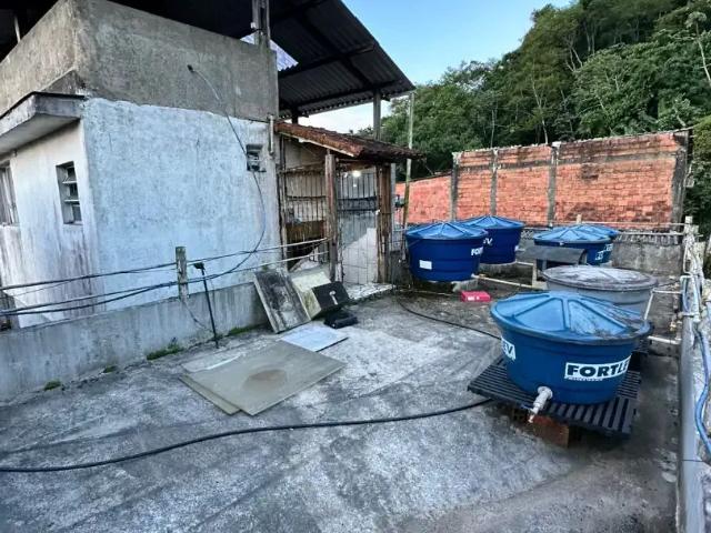 Casa / Sobrado para Venda em São Vicente/SP Japuí 10 Quartos