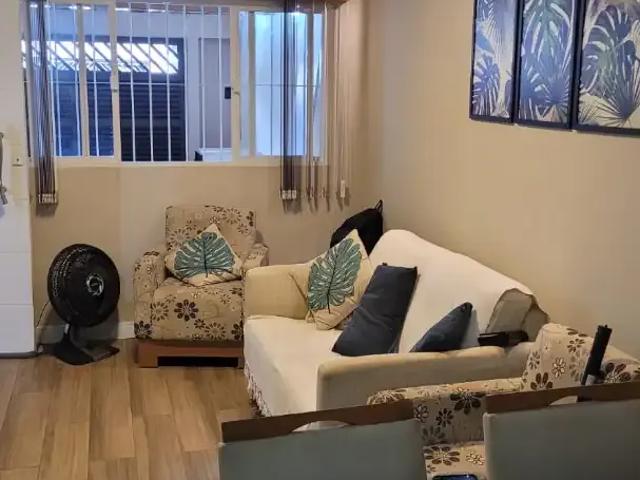 Casa / Sobrado para Venda em São Vicente/SP Jardim Independência 2 Quartos