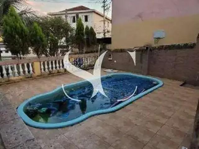 Casa / Sobrado para Venda em São Vicente/SP Jardim Independência 4 Quartos