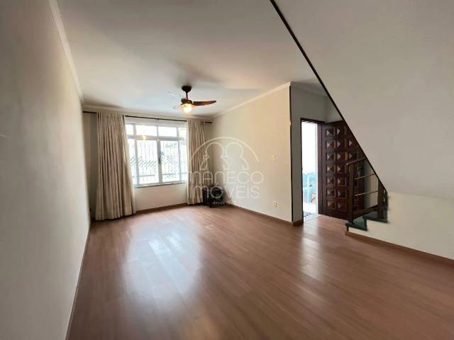 Casa / Sobrado para Venda em São Vicente/SP Vila Cascatinha 3 Quartos