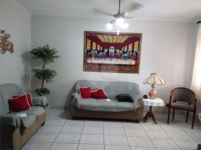 Casa / Sobrado para Venda em São Vicente/SP Vila Cascatinha 3 Quartos