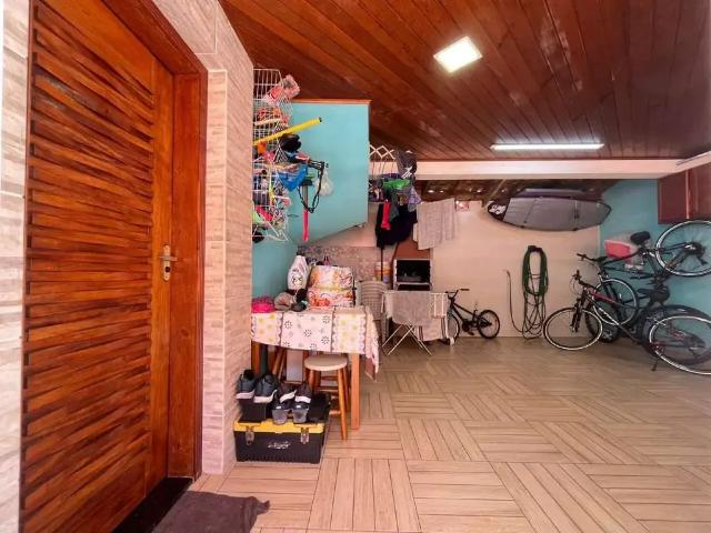 Casa / Sobrado para Venda em São Vicente/SP Vila São Jorge 2 Quartos