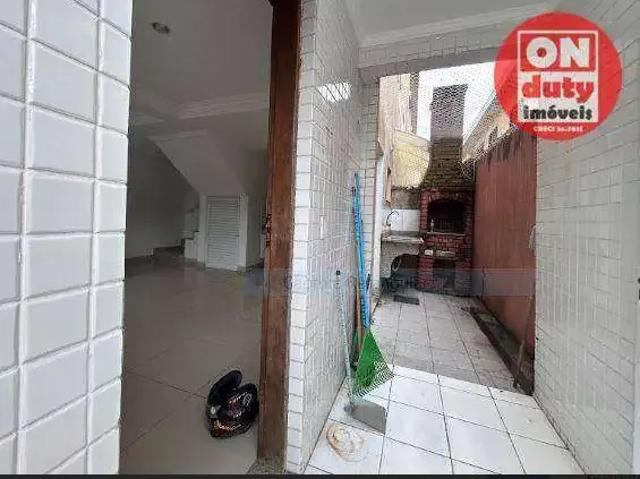 Casa / Sobrado para Venda em São Vicente/SP Vila Voturua 3 Quartos