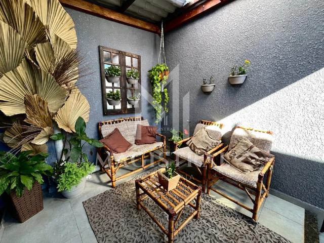 Casa / Sobrado para Venda em Santa Tereza do Oeste/PR Santa Fé 5 Quartos