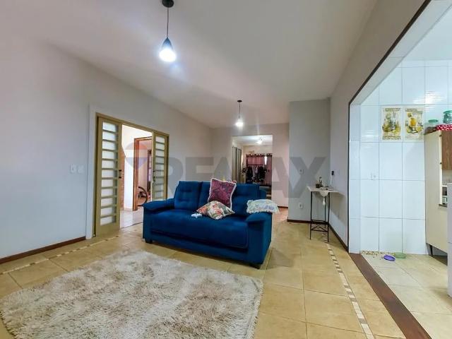 Casa / Sobrado para Venda em Santa Cruz da Conceição/SP Centro 4 Quartos
