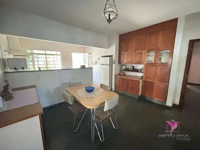 Casa / Sobrado para Venda em Santa Cruz da Conceição/SP Centro 4 Quartos