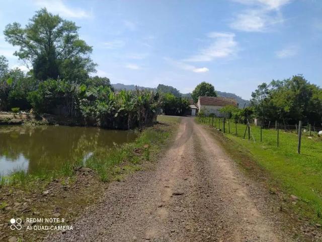 Casa / Sobrado para Venda em Santa Cruz do Sul/RS Área Rural de Santa Cruz do Sul 4 Quartos