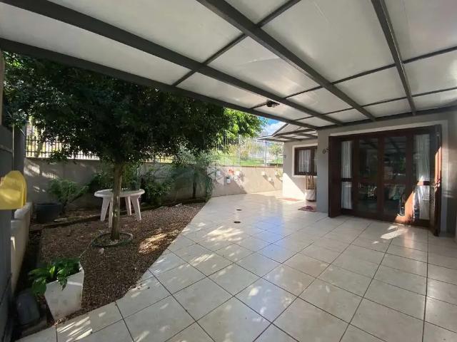 Casa / Sobrado para Venda em Santa Cruz do Sul/RS Arroio Grande 3 Quartos