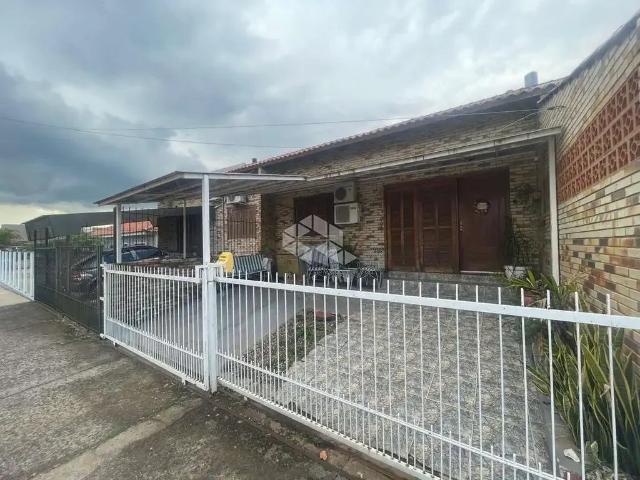 Casa / Sobrado para Venda em Santa Cruz do Sul/RS Arroio Grande 2 Quartos