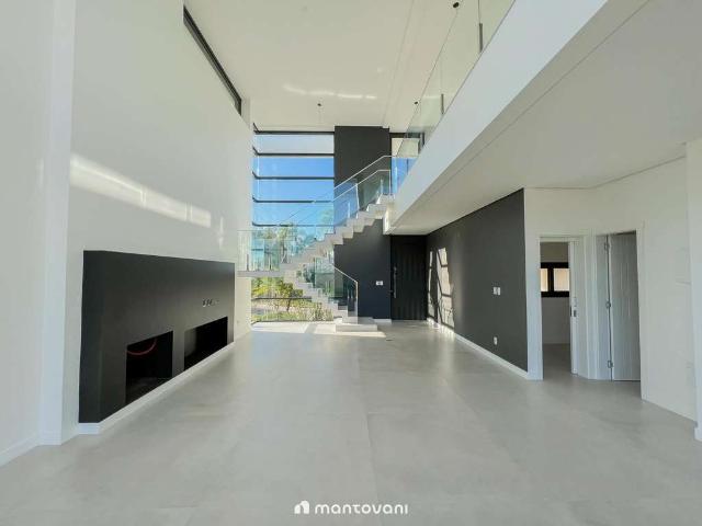 Casa / Sobrado para Venda em Santa Cruz do Sul/RS Country 3 Quartos