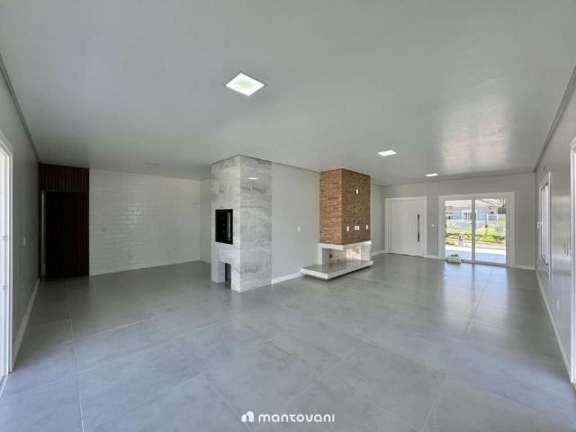 Casa / Sobrado para Venda em Santa Cruz do Sul/RS Country 3 Quartos