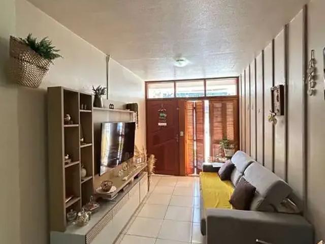 Casa / Sobrado para Venda em Santa Cruz do Sul/RS Esmeralda 2 Quartos