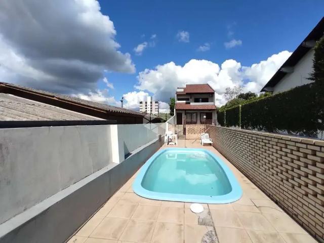Casa / Sobrado para Venda em Santa Cruz do Sul/RS Goiás 4 Quartos