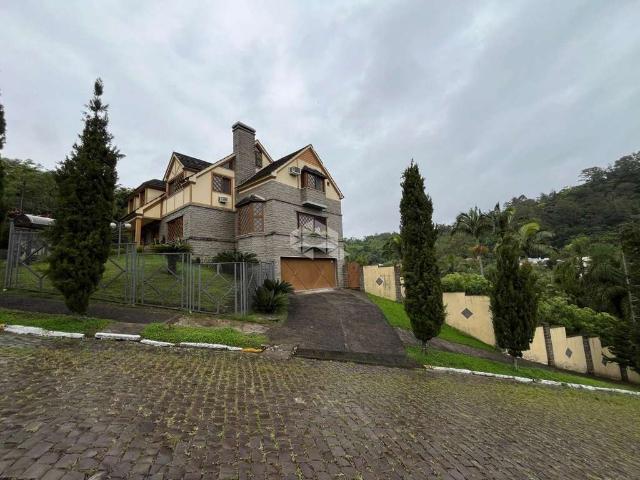 Casa / Sobrado para Venda em Santa Cruz do Sul/RS Higienópolis 4 Quartos
