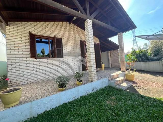 Casa / Sobrado para Venda em Santa Cruz do Sul/RS São João 3 Quartos