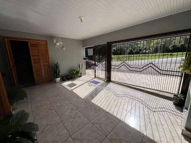 Casa / Sobrado para Venda em Santa Cruz do Sul/RS Santa Vitória 2 Quartos