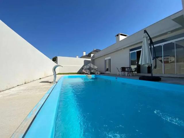 Casa / Sobrado para Venda em Santa Cruz do Sul/RS Santo Inácio 4 Quartos