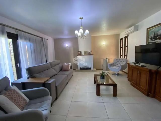 Casa / Sobrado para Venda em Santa Cruz do Sul/RS Santo Inácio 3 Quartos