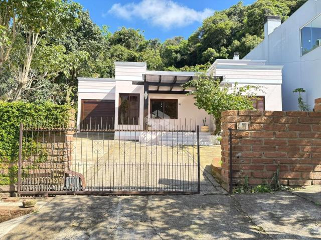 Casa / Sobrado para Venda em Santa Cruz do Sul/RS Santo Inácio 3 Quartos
