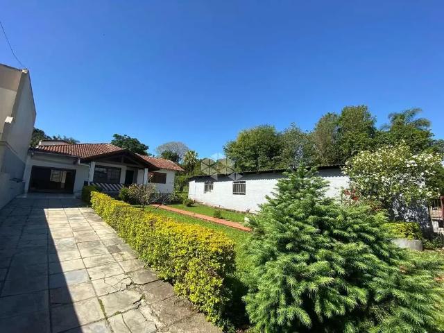 Casa / Sobrado para Venda em Santa Cruz do Sul/RS Universitário 3 Quartos