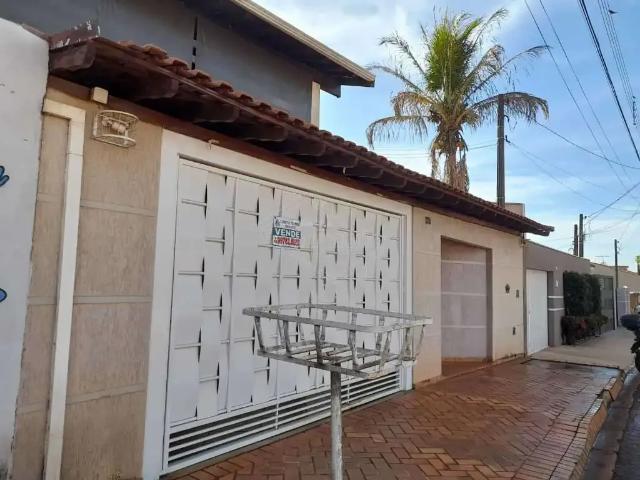 Casa / Sobrado para Venda em Santa Lúcia/SP Nova Santa Lúcia 3 Quartos