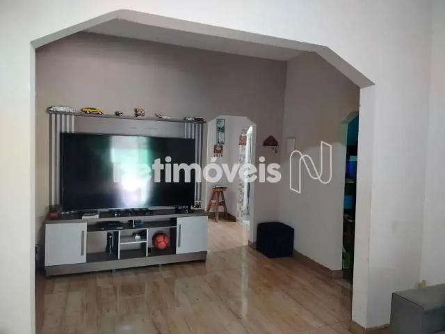 Casa / Sobrado para Venda em Santa Luzia/MG Monte Carlo 4 Quartos