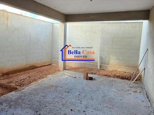 Casa / Sobrado para Venda em Santa Luzia/MG Novo Centro 3 Quartos