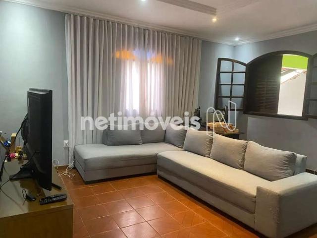 Casa / Sobrado para Venda em Santa Luzia/MG São Benedito 4 Quartos