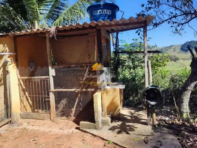 Casa / Sobrado para Venda em Santa Maria Madalena/RJ Centro 2 Quartos