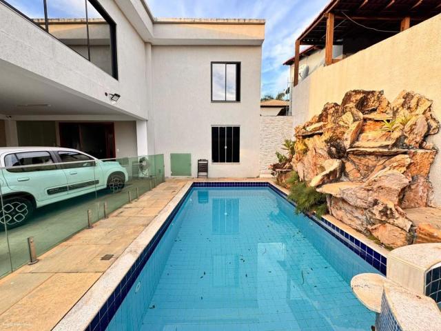 Casa / Sobrado para Venda em Santa Maria/DF Residencial Santos Dumont 4 Quartos