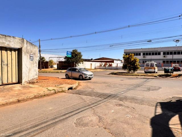 Casa / Sobrado para Venda em Santa Maria/DF Santa Maria Norte 2 Quartos