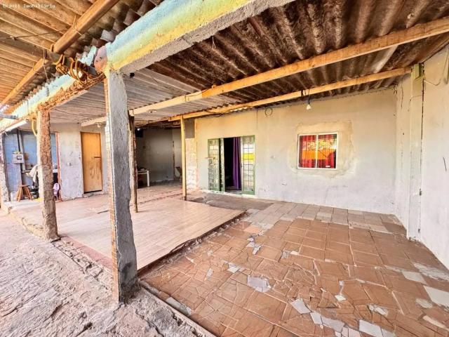 Casa / Sobrado para Venda em Santa Maria/DF Santa Maria Norte 3 Quartos