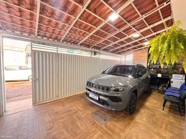 Casa / Sobrado para Venda em Santa Maria/DF Santa Maria Norte 3 Quartos