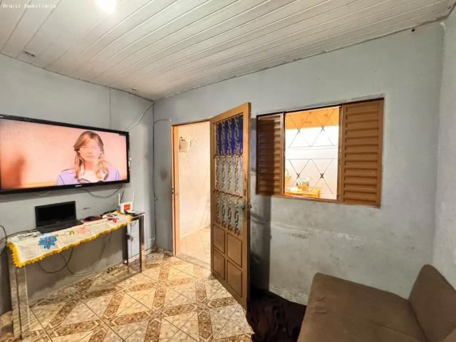Casa / Sobrado para Venda em Santa Maria/DF Santa Maria Norte 3 Quartos