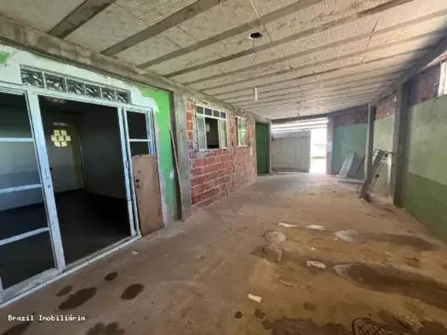 Casa / Sobrado para Venda em Santa Maria/DF Santa Maria Norte 3 Quartos